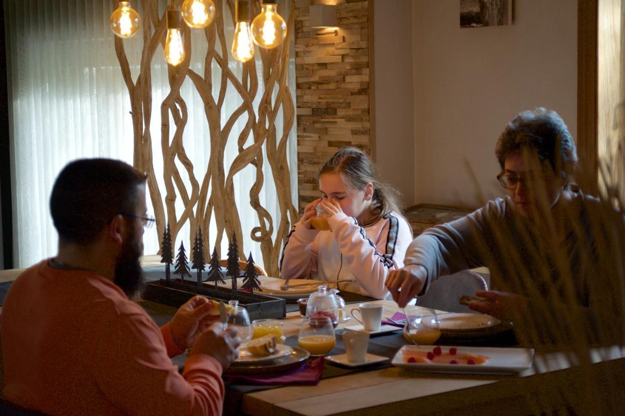 L'Ancienne Poste - Chambres D'Hotes Et Table De Degustation Marloie Zewnętrze zdjęcie